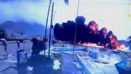 PAO AVION! Ima mrtvih....(VIDEO)