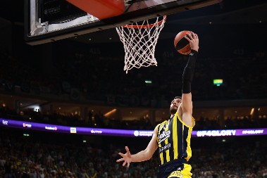 EVROLIGA Gudurić vodio Fenerbahče do pobede, Barselona iznenadila