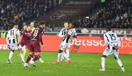 JUVENTUS NE ZNA DA POBEDI, ALI NI DA IZGUBI Hrvat golčinom doneo bod Torinu