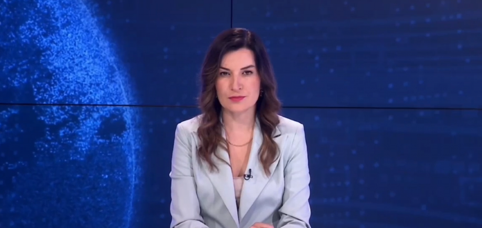 OTVORENO PROZIVA PROSVETARE Jelena Obućina preti vlastima u Srbiji, a nekada je trčala za Vučićem