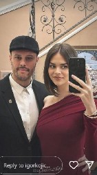 "PRVA, POSLEDNJA, JEDINA I PRAVA LJUBAV" Kebin sin nikad srećniji sa 15 godina mlađom izabranicom! (FOTO)