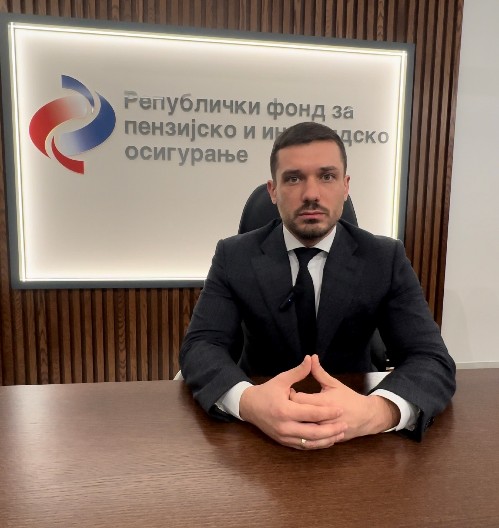 Relja Ognjenović, direktor Republičkog fonda PIO osudio je upad kosovskih terorista u prostorije srpskih institucija u Gračanici