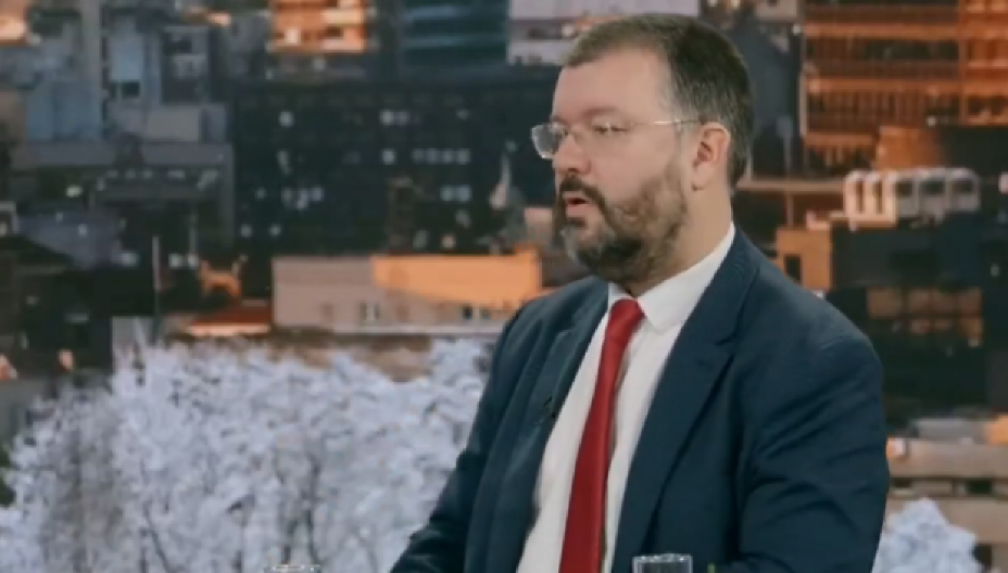 PROFESOR ANTIĆ: Lako je profesorima da pozivaju na generalni štrajk dok broje punu platu i viču "mi smo u potpunosti uz decu"!