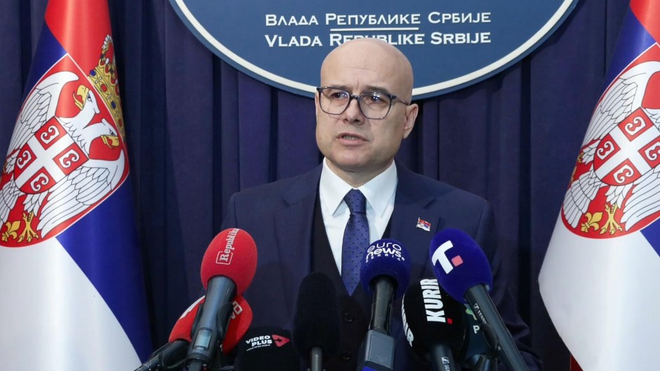 "TO JE BIO POLITIČKI TEROR, NASILJE!" Vučević se oglasio nakon upada u Gradsku kuću (VIDEO)