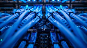 JEDAN KVAR DOVOLJAN ZA KOLAPS  Oštećenje može da ostavi čitave regione bez interneta