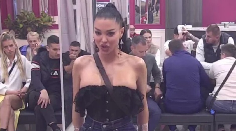 NE MOŽE VIŠE DA ĆUTI! Maja konačno otkrila sve o tajnom odnosu sa Asminom: "Stanija ima pravo da zameri"