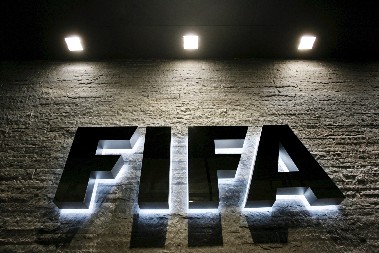 PROMENE U SVETU FUDBALA FIFA se oglasila: Ovo je novo pravilo koje će fudbaleri morati da poštuju