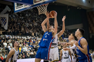 OVAKO NEŠTO TEŠKO DA BI I HIČKOK REŽIRAO, Srbija preživela u paklu "Skenderije" i bacila na kolena Bosnu i Hercegovinu