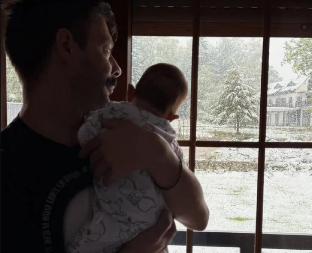 MILAN VASIĆ RAZNEŽIO SNIMKOM IZ DOMA Sin glumca se već raspričao: "Takav dogovor imamo!" (VIDEO)