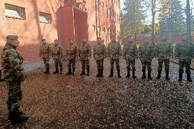 NOVA GENERACIJA VOJNIKA POČINJE SLUŽENJE VOJNOG ROKA Evo šta ih čeka narednih 6 meseci