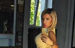 DŽEPNA VENERA Jovana Jeremić mami uzdahe kadrovima iz teretane, a evo koliko voditeljka ima kilograma! (FOTO)