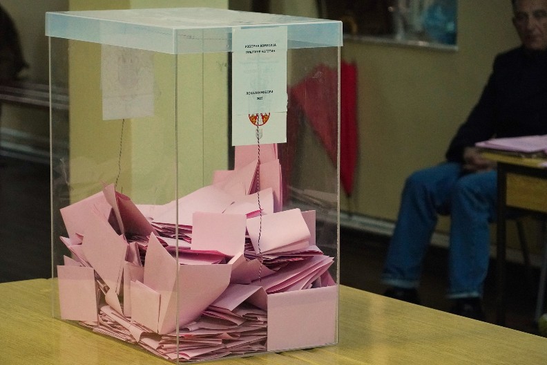 Završiše se izbori u Sečnju, Negotinu i Mionici