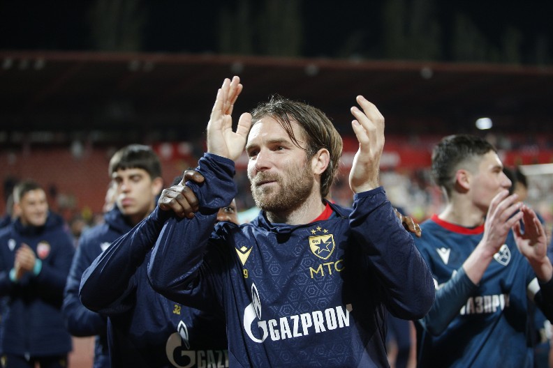 OVO SE NIJE ZNALO Katai počeo kao štoper, imao je crvenu krestu na glavi - kao Bekam