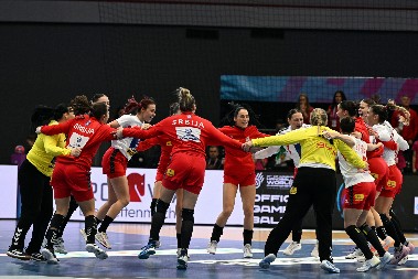 HEROINE SRBIJE "Ne igramo najlepše, ali igramo svim srcem"