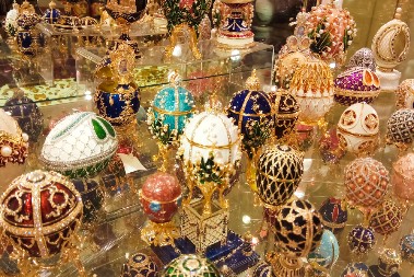 DIJAMANTI MU ZAVRŠILI U STOMAKU Lopov ukrao Faberžeovo jaje, pa progutao plen