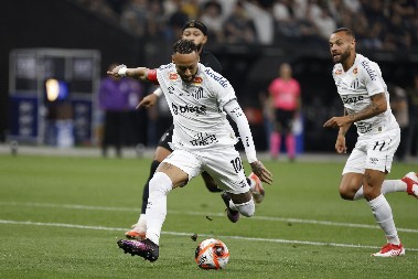 DOMINACIJA UPRKOS POVREDI Nejmarov het-trik zlata vredan za Santos