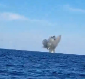 RUMUNI RAZNELI UKRAJINSKU ''MORSKU BEBU''! Obelodanjen brutalan snimak eksplozije (VIDEO)