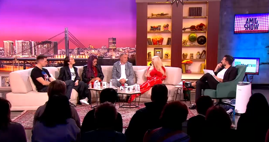 PEVAČICA NAPRAVILA HAOS U EMISIJI Pobesnela, pa zaurlala na voditelja: "Šta ti nije jasno? Neću da pričam!"