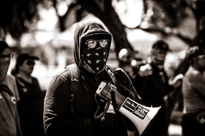 SVETSKA PODELA: Globalisti protiv suverenista od Amerike do Evrope