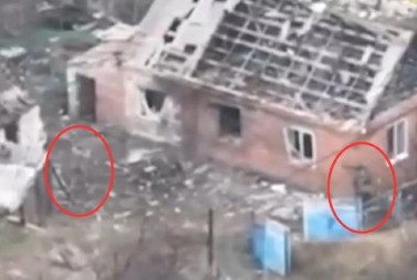 UZNEMIRUJUĆE! RUSI POGUBILI UKRAJINSKOG RATNOG ZAROBLJENIKA: Još jedan stravičan snimak sa ratišta!