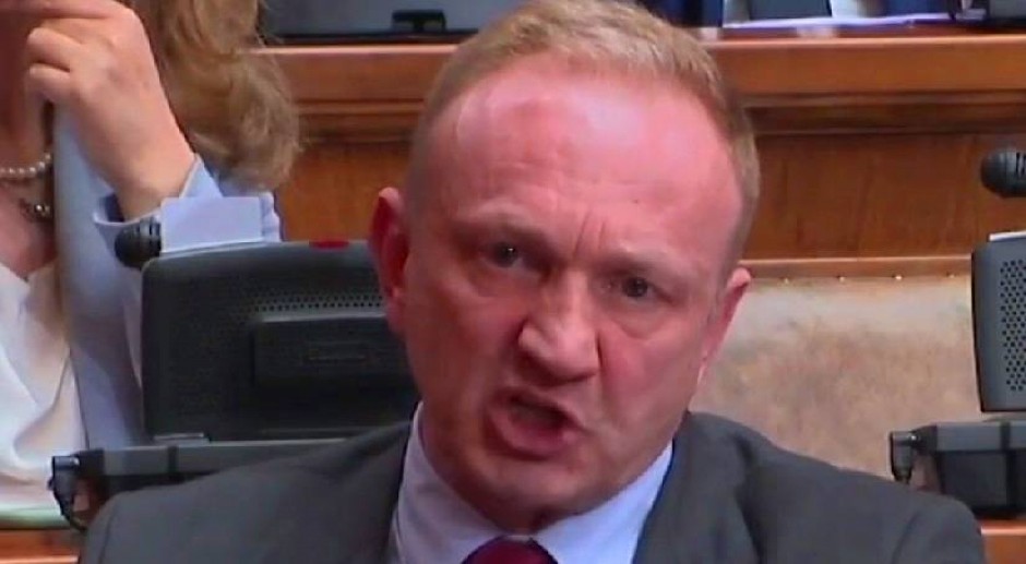 NASTAVLJA SE BLOKADERSKI GRAĐANSKI RAT! Lompar opleo po Đilasu: Kontrolišu ga stranci!