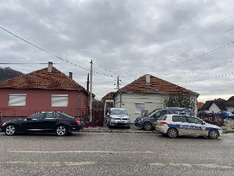 „PRETHODNI VLASNIK JE U TOJ KUĆI IZVRŠIO SAMOUBISTVO, OBESIO SE..." Komšija otkrio jezive detalje o mestu zločina u Čačku