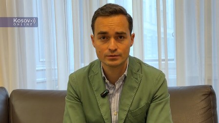 KRAUS: Na Srbiju se vrši pritisak jer ne želi da se priključi "ludilu sankcija" (VIDEO)