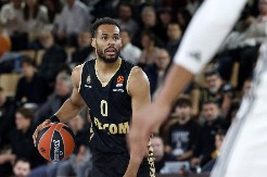 NAGRADA ZA SJAJNU PARTIJU PROTIV PARIZA Eli Okobo MVP 14. kola Evrolige