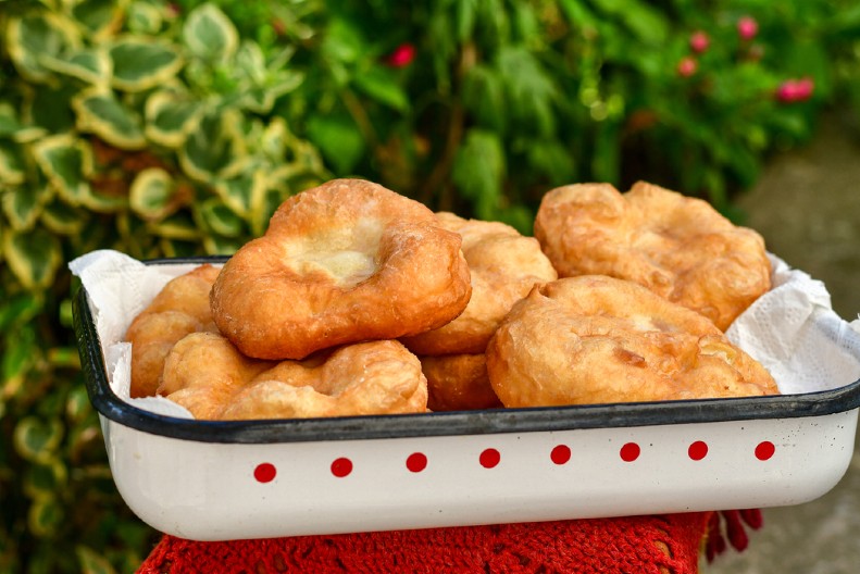 MEKIKE IZ RERNE BEZ KAPI ULJA Vazdušaste i mekane kao duša, polizaćete i tanjir