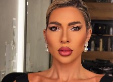 "OVO NISU SILIKONI" Jovana Jeremić pokazala dekolte i šokirala sve: "Mogu da putujem i za Severnu Koreju"