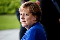 ONA ZNA! Puškov reagovo na izjavu Angele Merkel povodom Putinovog "trojanskog konja"