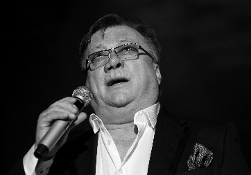 POSLEDNJA FOTOGRAFIJA HALIDA BEŠLIĆA SA ONKOLOGIJE RASPLAKALA REGION Direktor kliničkog centra je objavio, prizor kida dušu