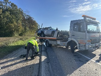 OGLASIO SE MUP O NESREĆI KOD ČAČKA, VOZAČ BMW POGINUO U SUDARU SA AUTOBUSOM Evo kako je došlo do nesreće