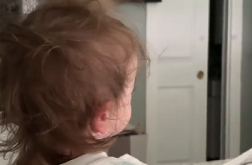 "SIN ME POGLEDAO, NASMEŠIO SE I ZAUVEK ZATVORIO OČI": Oglasio se otac bebe koju je rastrgao porodični pitbul