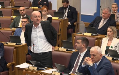 KNEŽEVIĆ OTKRIO POZADINU PRIČE O KOLEKTORU Raskrinkao planove Mujovića i Alabara: Ovde neće praviti novi Černobilj