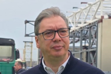 DRŽAVA NIJE IGRAČKA Moćna poruka predsednika Vučića: Srbija nastavlja da gradi svoju budućnost vredno, marljivo i odlučno