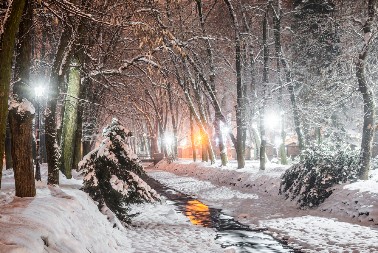 DO KRAJA DANA HAOS! Snežna oluja udara na Srbiju, evo koji delovi će se prvi zabeleti (MAPE)