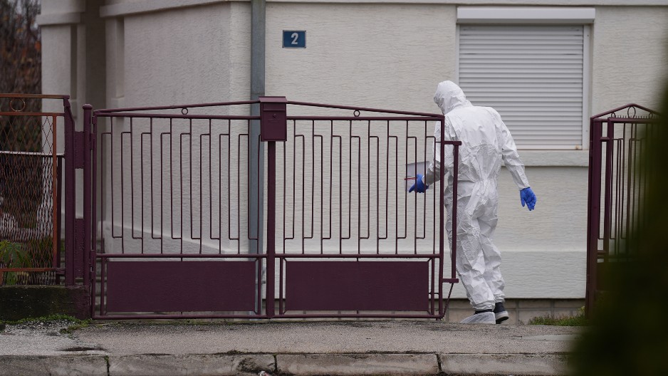 SIN NAPRAVIO BIZARAN POTEZ NAKON UBISTVA RODITELJA Stravičan zločin u Čačku