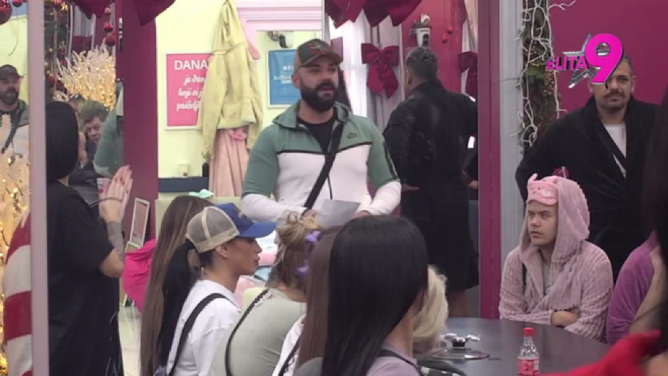 ONA JE NOVI VOĐA U ELITI Učesnici šokirani izborom, nju niko nije zamišljao na čelu stola