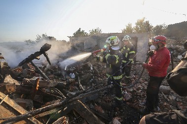 TRAJALO JE DUGO I OSETILO SE SNAŽNO! Razoran zemljotres pogodio Tursku
