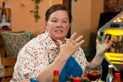 VREĐALI SU JE ZBOG IZGLEDA, NISU HTELI DA JOJ ŠIJU HALJINE E, sada se se zainatila i smršala 45 kilograma, izgleda kao top model