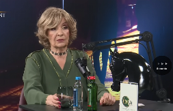 "PROGANJAO ME JE" Lepa Lukić otkrila ime čoveka koji ju je navukao na kocku, prekinula tišinu nakon mnogo godina!