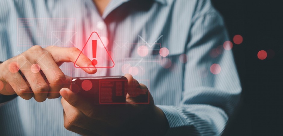 ŠTO STE SKROLOVALI, SKROLOVALI STE Počela zabrana društvenih mreža za decu mlađu od 16 godina