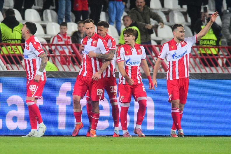 VELIKAN KUPUJE NA "MARAKANI" Zvezda pred rekordnom prodajom, javio se šampion Evrope