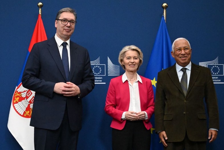 VELIKA ČAST ZA SRBIJU Predsednik Vučić za stolom sa samim vrhom EU, snažan signal Brisela