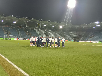 POSLEDNJE PRIPREME ZA VAŽAN MEČ Fudbaleri Crvene zvezde odradili trening pred utakmicu sa Šturmom (VIDEO)