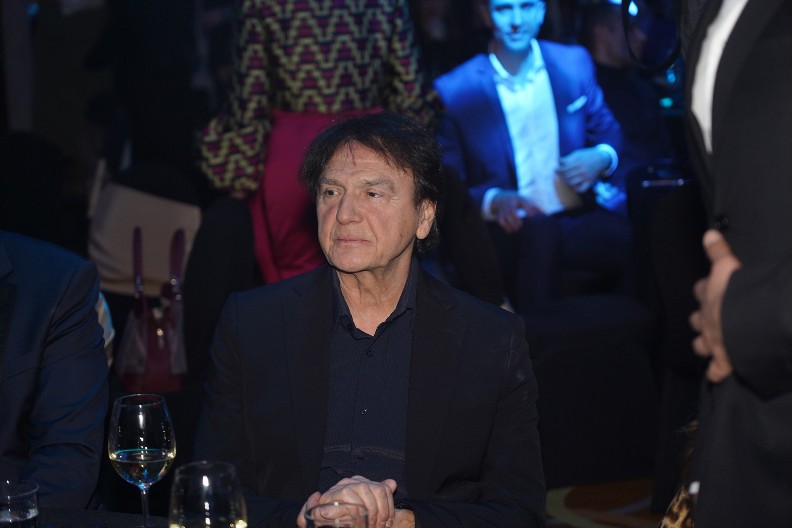 ČOLA ODBIO DA PEVA ZA 50.000 EVRA Pevač na jednu stvar nikako ne pristaje!