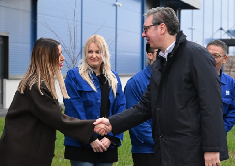 "NASTAVLJAMO DA PRIVLAČIMO INVESTICIJE I RAZVIJAMO JUG SRBIJE" Oglasila se ministarka Mesarović, sa Vučićem je posetila nove fabrike u Nišu