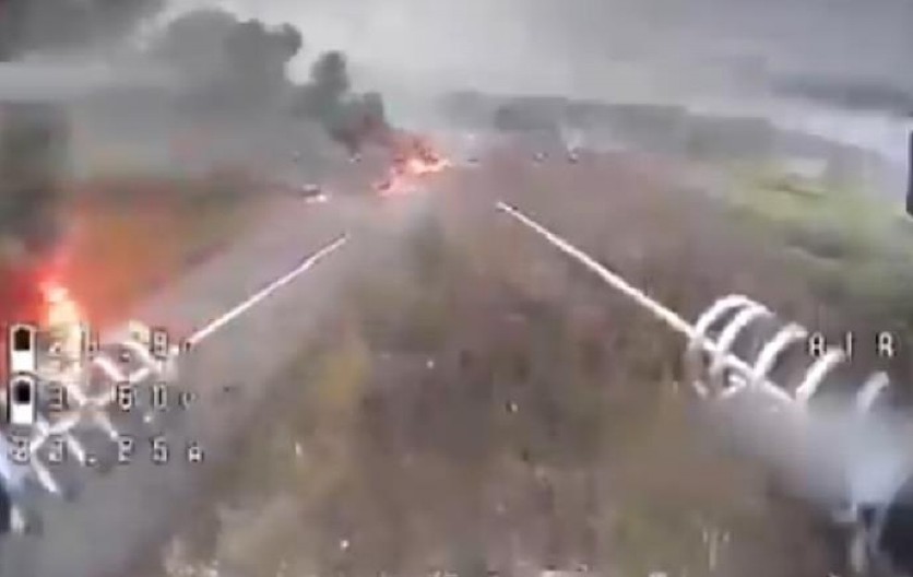 RUSKA OFANZIVA NA POKROVSK BRUTALNO ZAUSTAVLJENA Juriš 170.000 trupa, oklopnjaka i motora okončan MASAKROM, snimci su JEZIVI