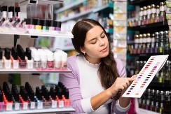 NOVA MANIKIR OPSESIJA  Ove boje čine da vaši nokti izgledaju kao iz salona luksuza